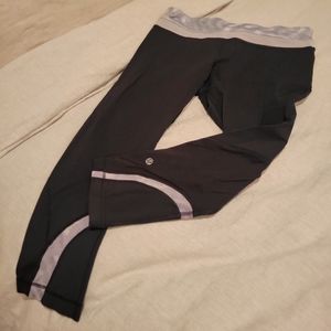 Womens Lululemon 7/8 Running/Workout Tights Leggings